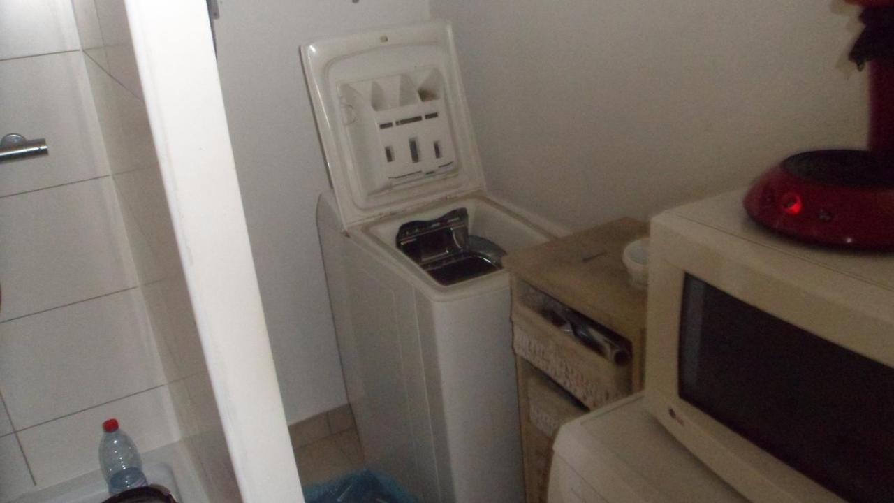 Siros Lägenhet Iron Exteriör bild